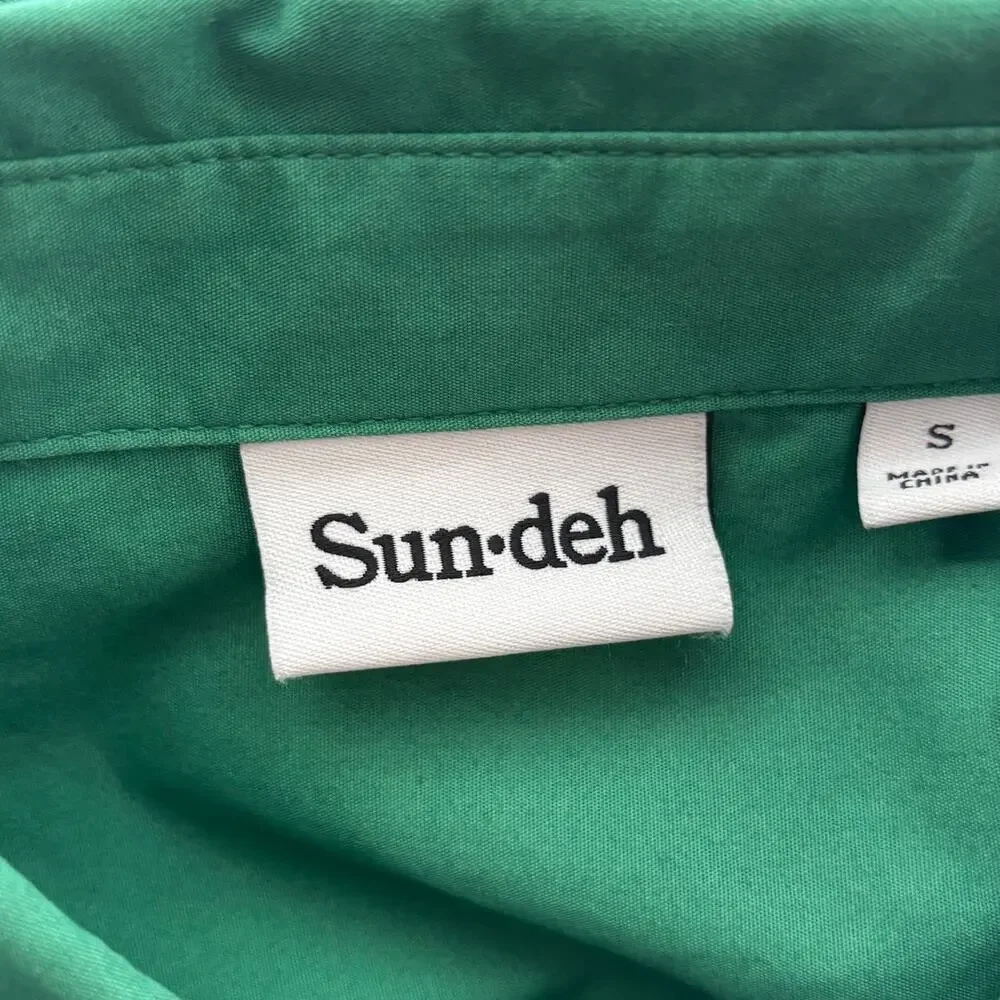 Aritzia Sun-deh Nature Green Cotton Future Button Down Top